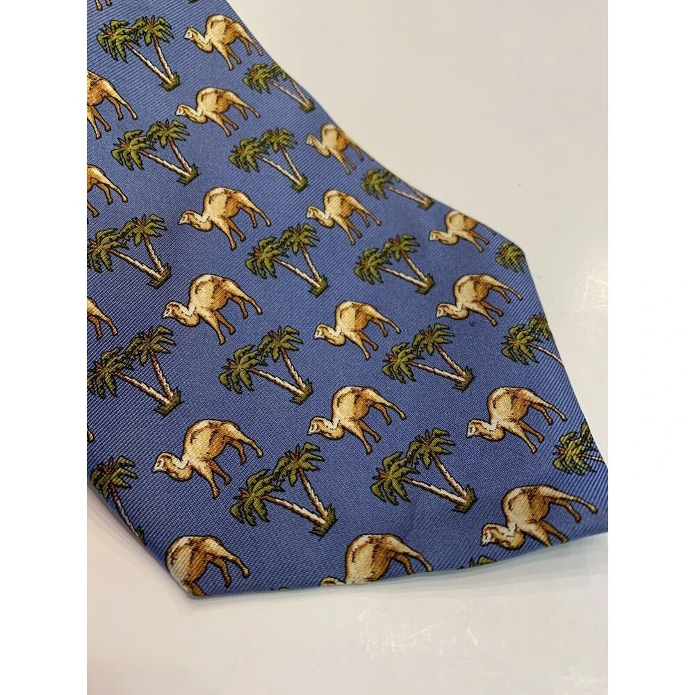 Banana Republic whimsical print